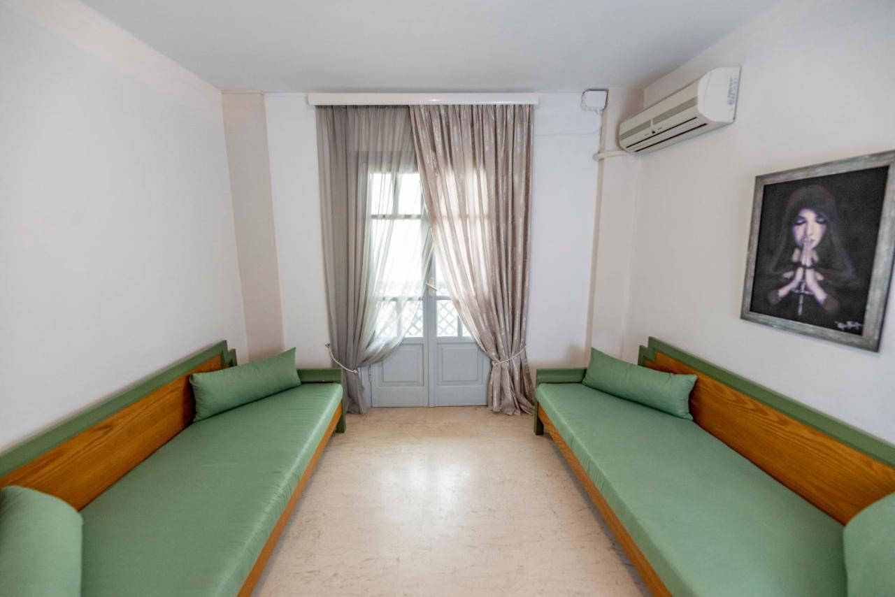 Helen Suites แอร์ซอนิสซอส ภายนอก รูปภาพ